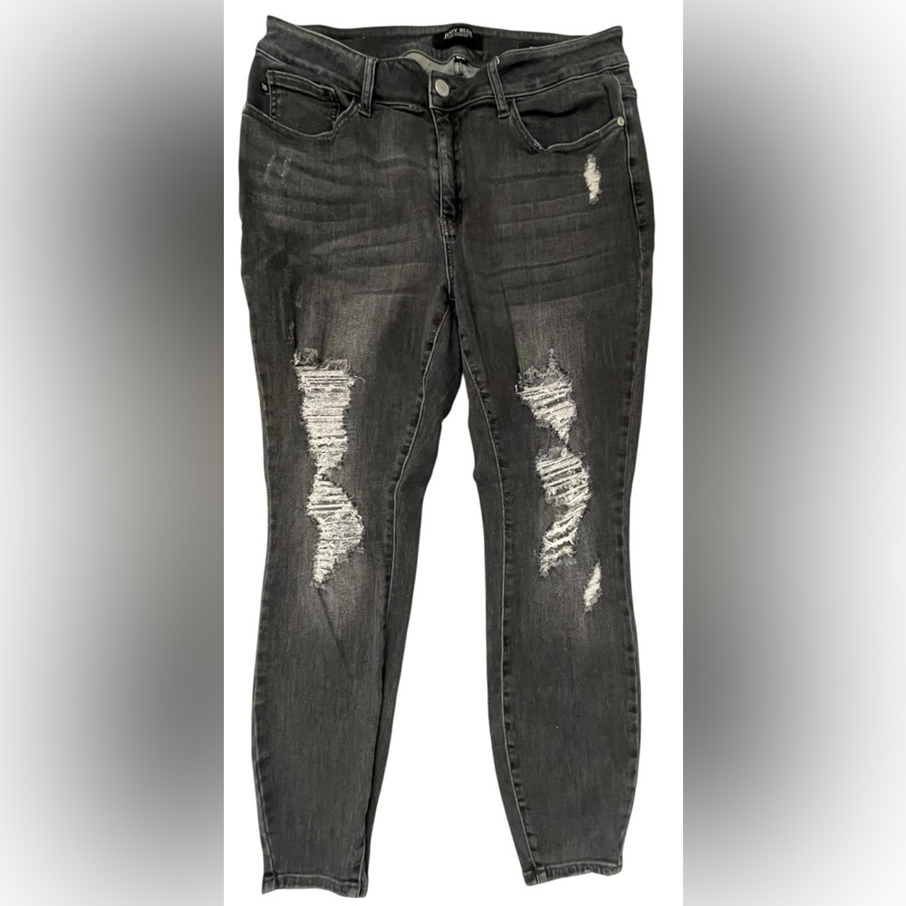 Judy Blue Distressed Skinny Jeans